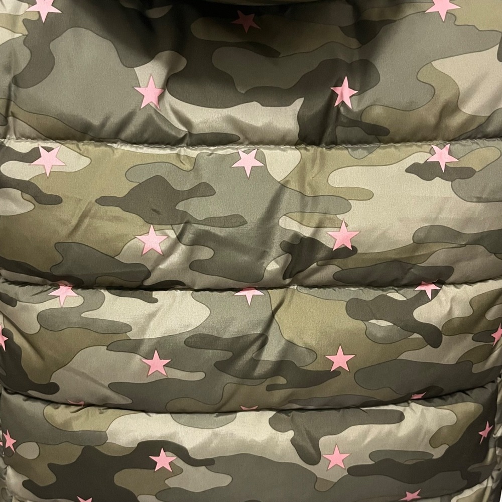 NWT Gap Kids Hooded Puffer Jacket Coat‎ Girls Large Primaloft Camo Pink Stars - Picture 10 of 11